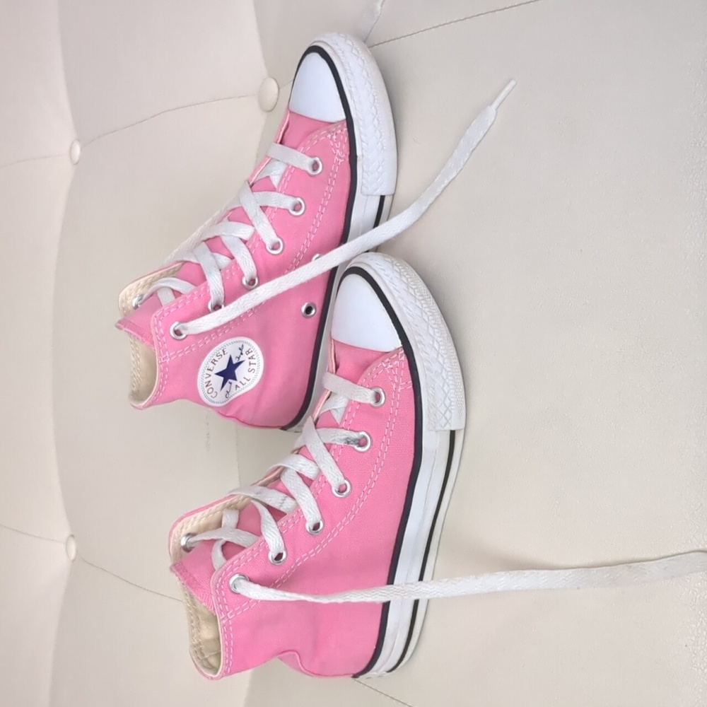 pink high-top All-Star trainers CONVERSE KIDS featuring front lace-up fasteners